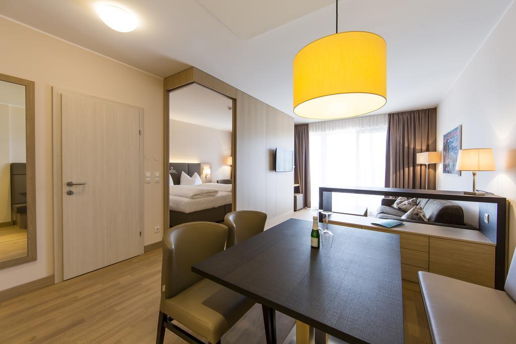 Feel Good Resort Krumpendorf ภายนอก รูปภาพ